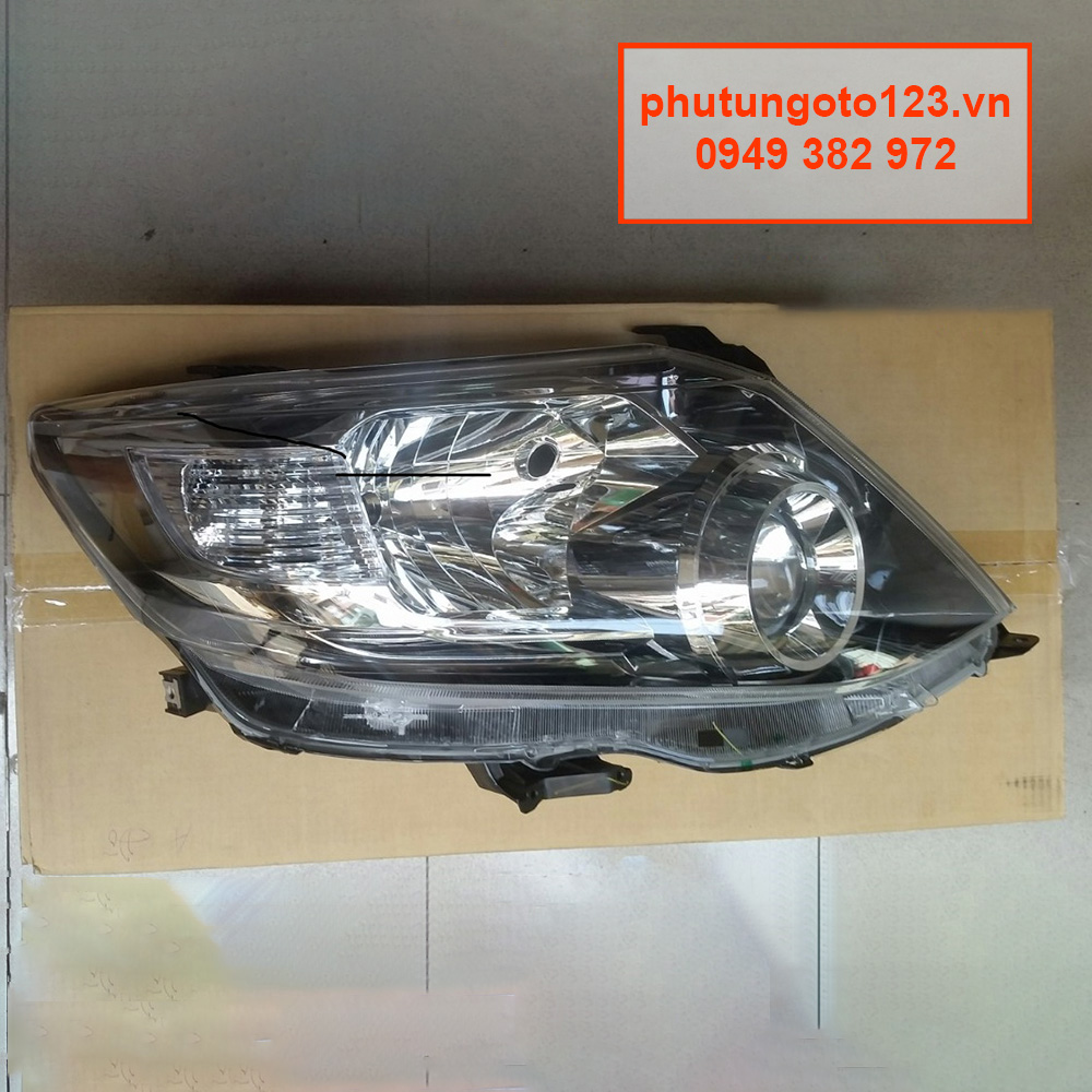 Đèn pha Fortuner 2014-2015-2016 81170-0K470 81130-0K470 chính hãng